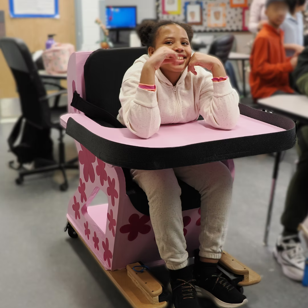 The Pink Chariot Has Arrived: Synshiana’s New Chair